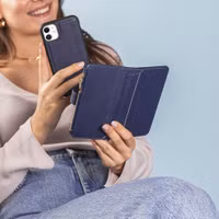 imoshion Luxe Portemonnee iPhone SE (2022 / 2020) 8 / 7 - Donkerblauw