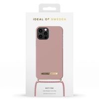 iDeal of Sweden Ordinary Necklace Case iPhone 12 (Pro) - Misty Pink