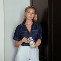 Selencia Vivid Backcover met MagSafe Apple iPhone 15 Pro - Double Hearts Plum Fern