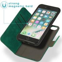imoshion Uitneembare 2-in-1 Luxe Bookcase Apple iPhone SE (2020/2022) / 8 / 7 - Donkergroen