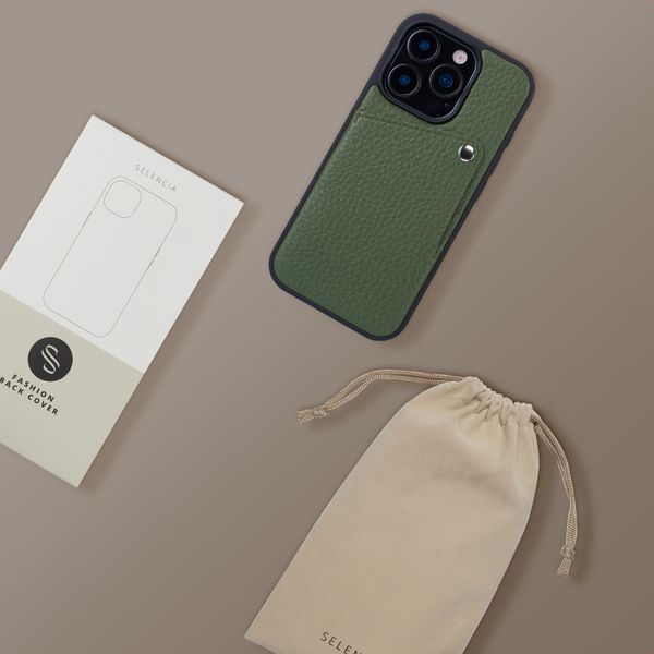 Selencia Riva Backcover met Pashouder Apple iPhone 16 Pro - Sage Green