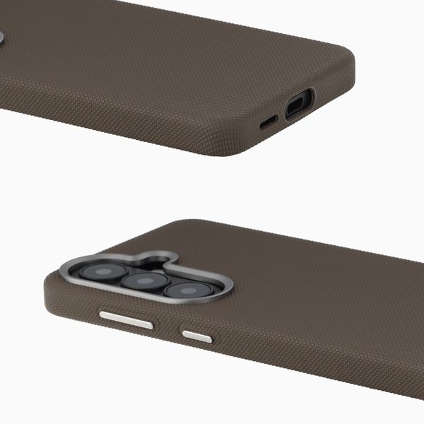 Accezz Mesh Backcover met MagSafe Samsung Galaxy S26 - Bruin