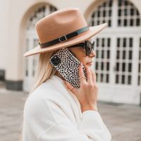 Burga Tough Backcover Apple iPhone 13 - Almond Latte