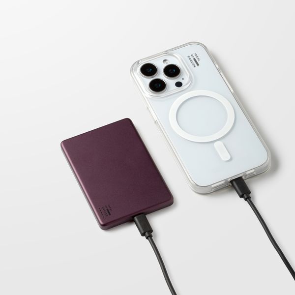 iDeal of Sweden Slim MagSafe Powerbank 5.000 mAh - Draadloze powerbank - Cherry Lacquer