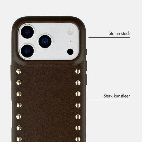 Selencia Studs Backcover met MagSafe Apple iPhone 17 Pro - Cacao Crush