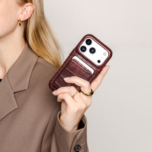 Selencia Croco Card Holder with MagSafe - Burgundy