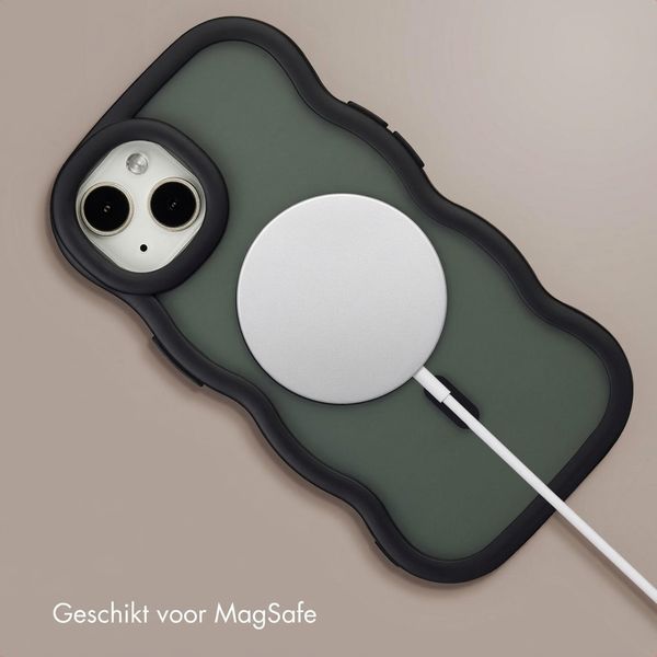 Selencia Wavy Backcover met MagSafe Apple iPhone 14 / 13 - Zwart