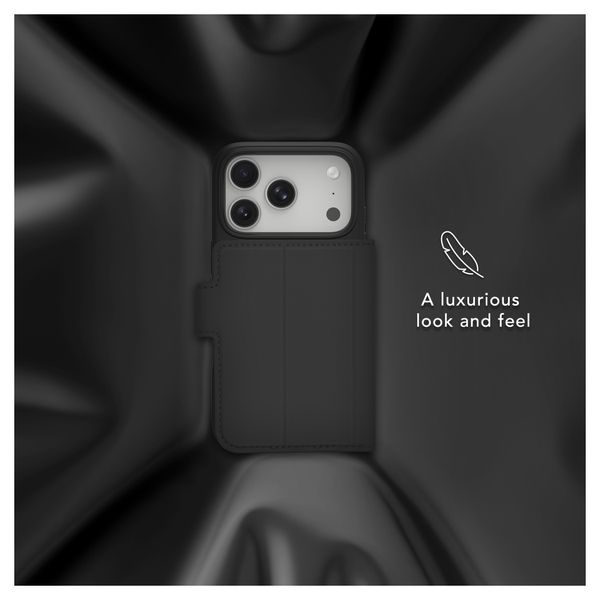 dbramante1928 Copenhagen ICON Bookcase Apple iPhone 18 Pro Max / 17 Pro Max - Midnight