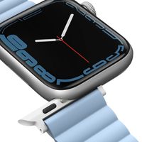 Uniq Revix dubbelzijdig bandje Apple Watch Series 1 t/m 11 / SE / Ultra (44/45/46/49 mm) - Arctic (White/Blue)