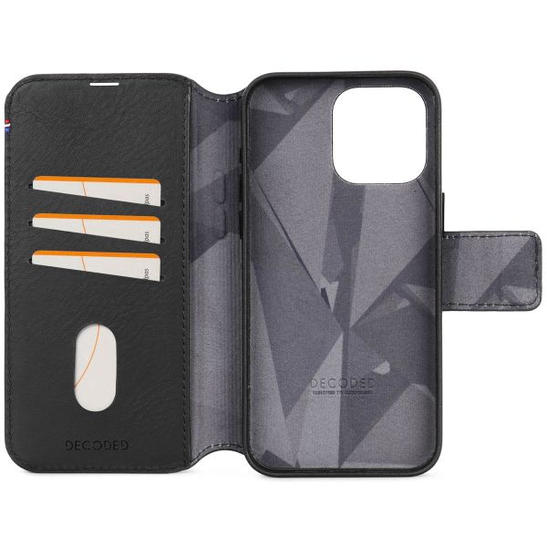 Decoded 2 in 1 Leather Detachable Wallet iPhone 15 Pro Max - Zwart