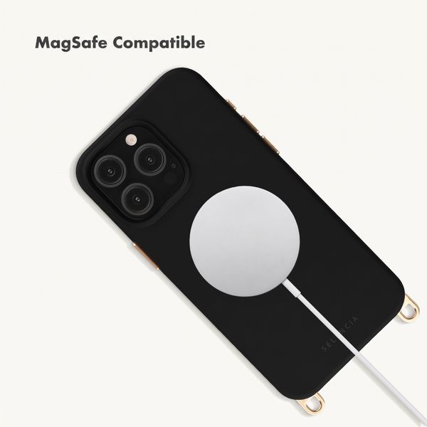 Selencia Rivièra MagSafe Back Cover with detachable hooks Apple iPhone 15 Pro Max - Velvet Black
