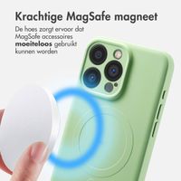 imoshion Color Backcover met MagSafe Apple iPhone 15 Pro Max - Groen