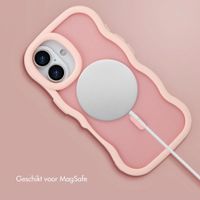 Selencia Wavy Backcover met MagSafe Apple iPhone 17 - Soft Pink