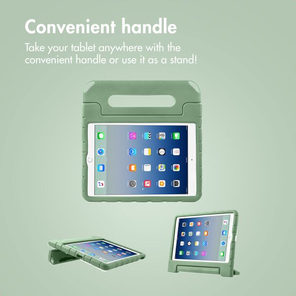 imoshion Kidsproof Tablet Case with Detachable Dolls Apple iPad 9 (2021) 10.2 inch / iPad 8 (2020) 10.2 inch / iPad 7 (2019) 10.2 inch - Olive Green