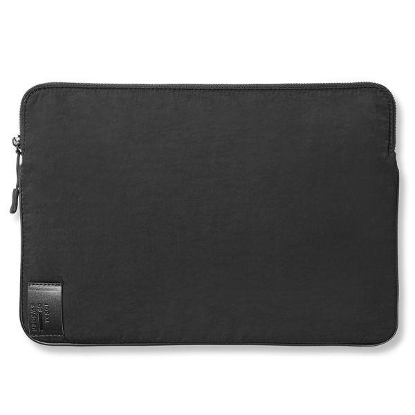 iDeal of Sweden Essential Laptop hoes 13-14 inch - Laptopsleeve - Black