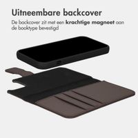 imoshion Uitneembare 2-in-1 Luxe Bookcase Apple iPhone 12 (Pro) - Bruin