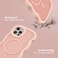 Selencia Wavy Backcover met MagSafe Apple iPhone 12 (Pro) - Soft Pink