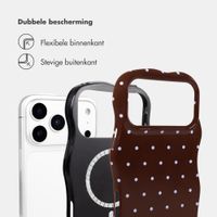 Selencia Vivid Wavy Backcover met MagSafe Apple iPhone 18 Pro Max / 17 Pro Max - Happy Dots Chocolate