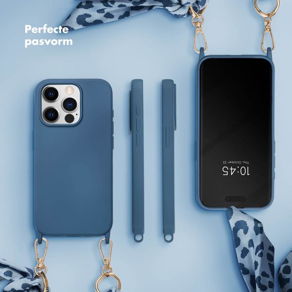 Selencia Backcover met luxe polskoord iPhone 15 Pro - Blauw