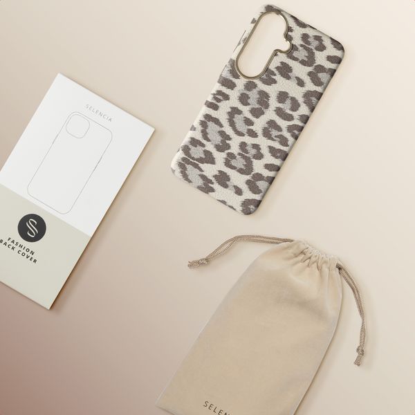 Selencia Sabi Back Cover Panther Print with MagSafe Samsung Galaxy S26 - Soft Ivory