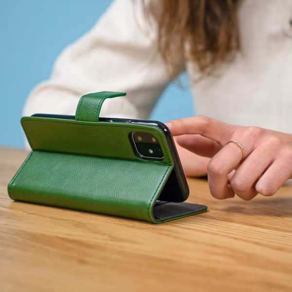 imoshion Luxe Bookcase Samsung Galaxy A12 - Groen