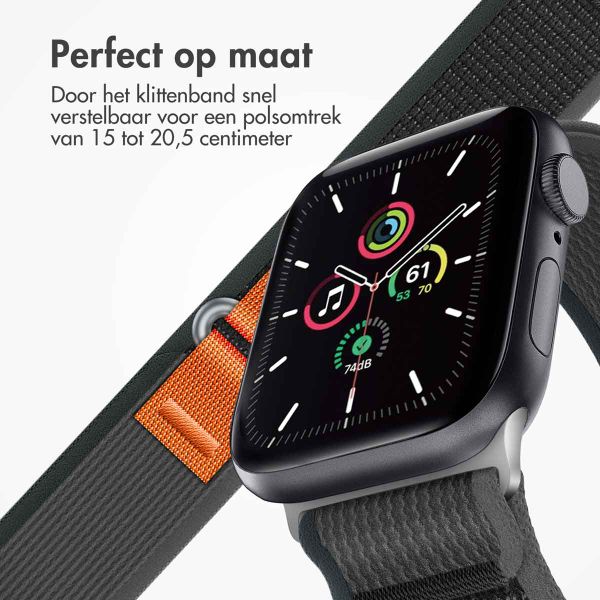 imoshion Nylon Trail bandje Apple Watch Series 1 t/m 9 / SE (38/40/41 mm) | Series 10 (42 mm) - Black Grey