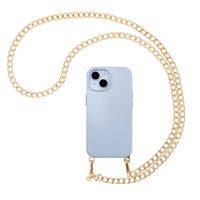 Selencia Rivièra MagSafe Backcover met afneembare haakjes voor de Apple iPhone 15 - Powder Blue + Bold Chain (130 cm) - Gold