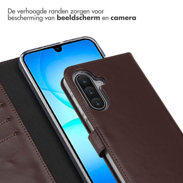 Selencia Echt Leren Bookcase Samsung Galaxy A17 - Bruin