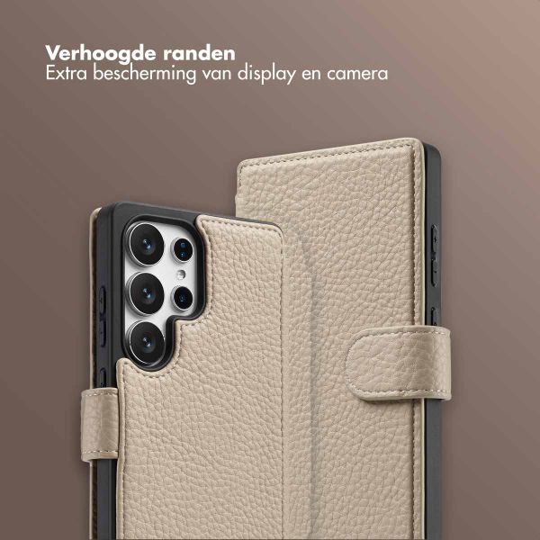 Selencia Riva Bookcase met MagSafe en Koord Samsung Galaxy S25 Ultra - Beige