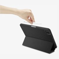 Spigen Urban Fit Bookcase iPad Pro 11 (2024) M4 - Zwart