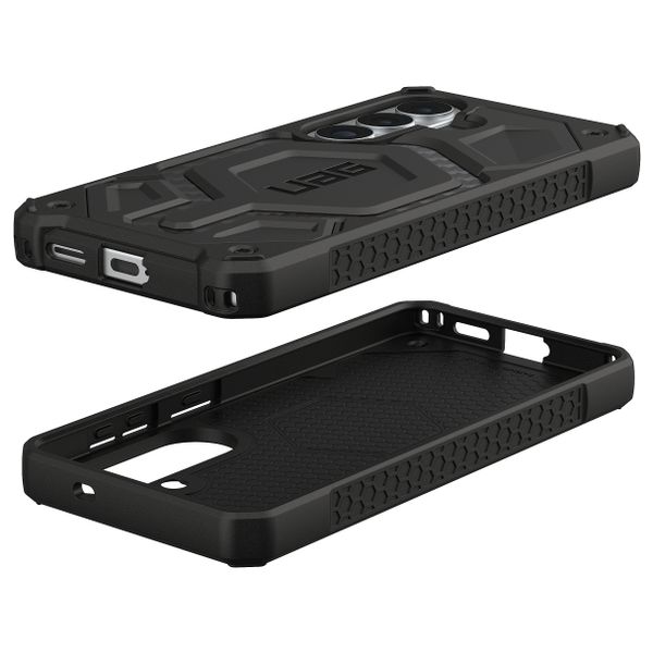 UAG Monarch Pro Backcover Samsung Galaxy S26 - Carbon Fiber