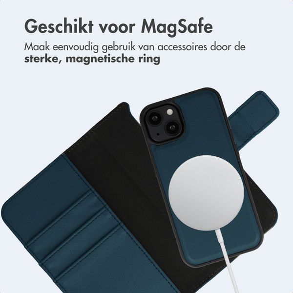 imoshion Uitneembare 2-in-1 Luxe Bookcase Apple iPhone 13 - Blauw