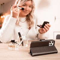 imoshion Design Softcase Bookcase Apple iPhone 13 Pro - Dandelion