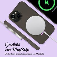 Gepersonaliseerd Color Backcover MagSafe met afneembaar koord en naam  iPhone 15 - Black Coffee