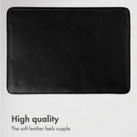 Accezz Leather laptop sleeve 16 inch - Black