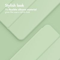 Accezz Smart Silicone Bookcase Apple iPad 6 (2018) 9.7 inch / iPad 5 (2017) 9.7 inch - Lichtgroen