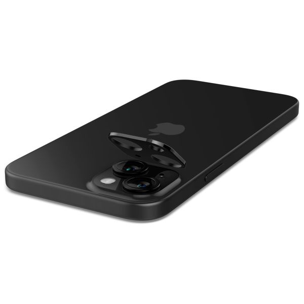Spigen GLAStR EZ Fit Optik Camera Protector 2 Pack Apple iPhone 15 / 15 Plus - Black