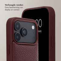 Selencia Nova Telefoonhoes met Koord en Pashouder Apple iPhone 18 Pro / 17 Pro - Bold Burgundy