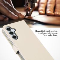 Selencia Echt Leren Bookcase Samsung Galaxy A55 - Greige