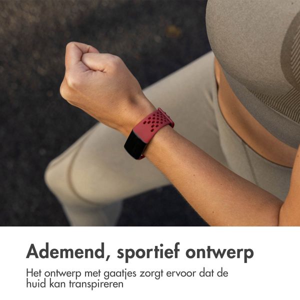 imoshion Siliconen sport bandje met gaatjes Fitbit Charge 5 / Charge 6 - Rood