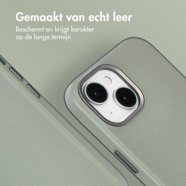 Accezz MagSafe Leather Backcover Apple iPhone 15 - Light Grey