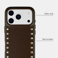 Selencia Studs Backcover met MagSafe Apple iPhone 17 Pro - Cacao Crush
