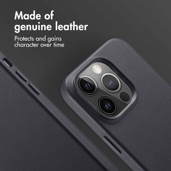 Accezz Leather Back Cover with MagSafe Apple iPhone 14 Pro - Onyx Black