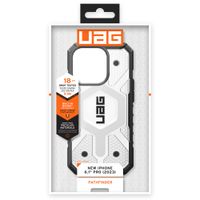 UAG Pathfinder Backcover MagSafe Apple iPhone 15 Pro - Ice Clear