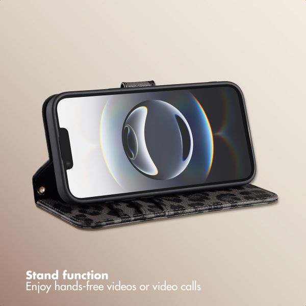 Selencia Sabi Bookcase with Leopard Print Apple iPhone 17e / 16e - Midnight Black
