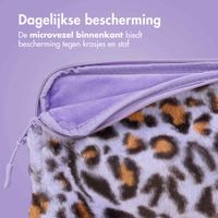 imoshion Fluffy Laptop hoes 13-14 inch - Laptopsleeve - Leopard Lilac