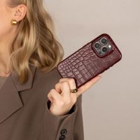 Selencia Croco Backcover met MagSafe Apple iPhone 16 - Burgundy