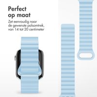 imoshion Magnetisch Siliconen bandje Apple Watch Series 1 t/m 9 / SE (38/40/41 mm) | Series 10 / 11 (42 mm) - Blauw & Wit