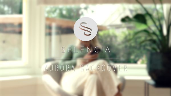 Selencia Aurora Fashion Backcover Apple iPhone 15 Pro - Duurzaam hoesje - 100% gerecycled - Zwart Marmer