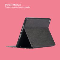 Selencia Vivid Tablet Case Apple iPad 9 (2021) 10.2 inch / iPad 8 (2020) 10.2 inch / iPad 7 (2019) 10.2 inch - Wild Spots Lipstick